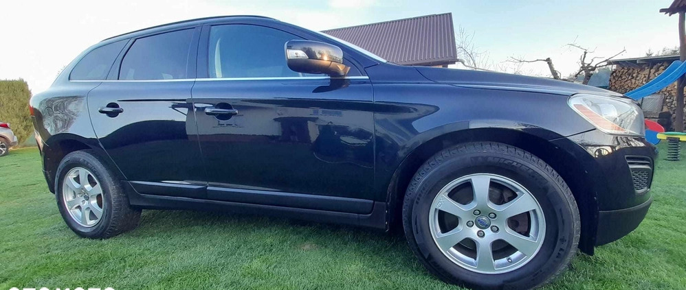 Volvo XC 60 cena 55900 przebieg: 263000, rok produkcji 2012 z Kolbuszowa małe 326